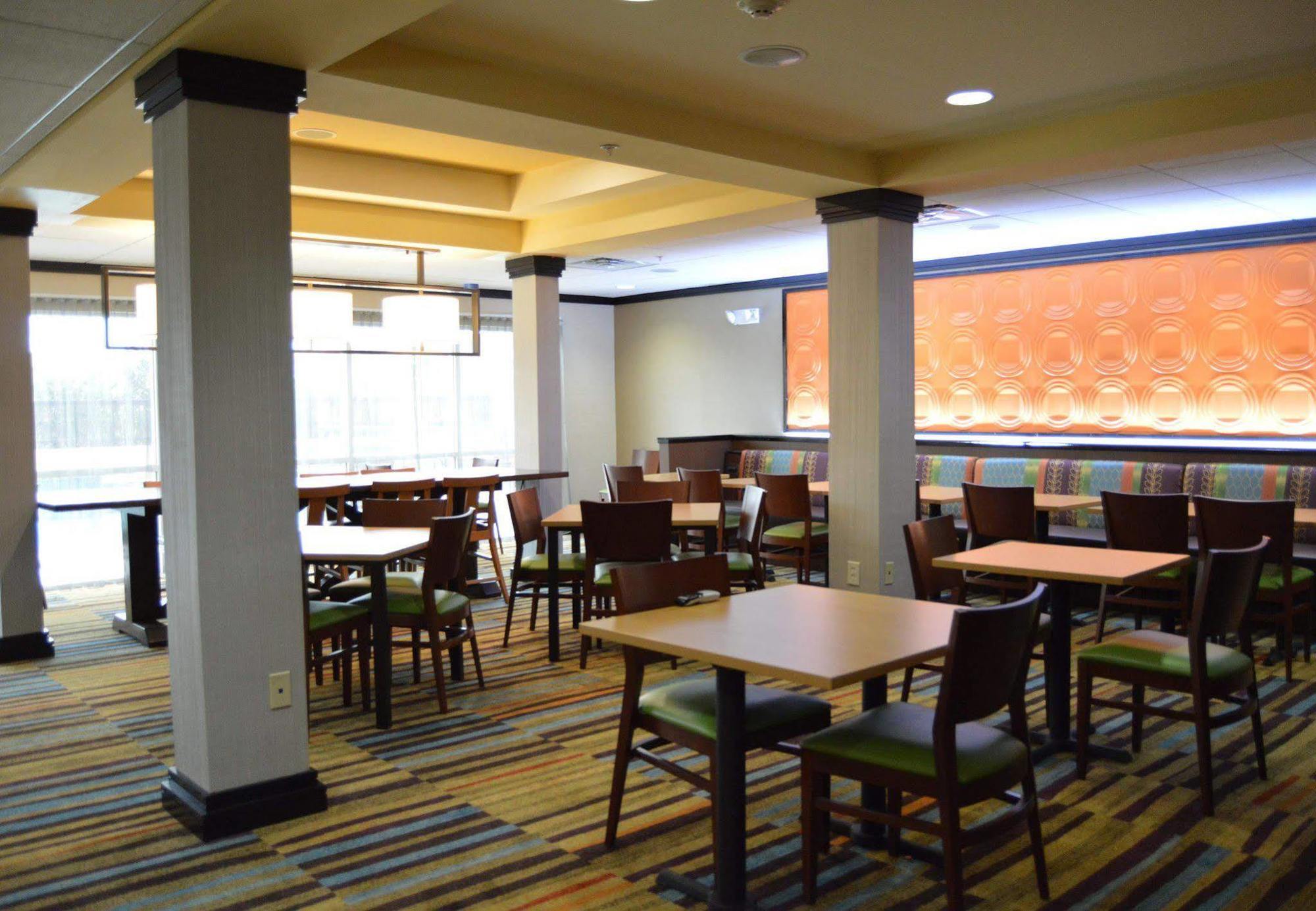 Fairfield Inn & Suites Houston Channelview Extérieur photo